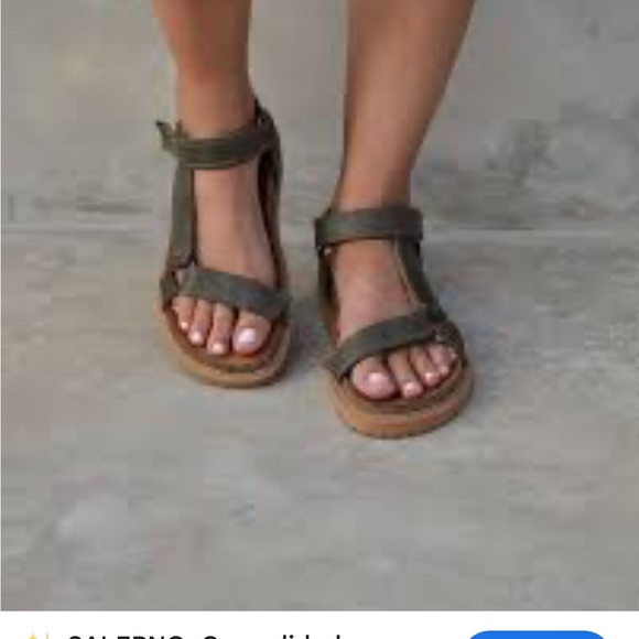 Sun+ stone Women's Olive Sandals size 9 - Picture 1 of 4